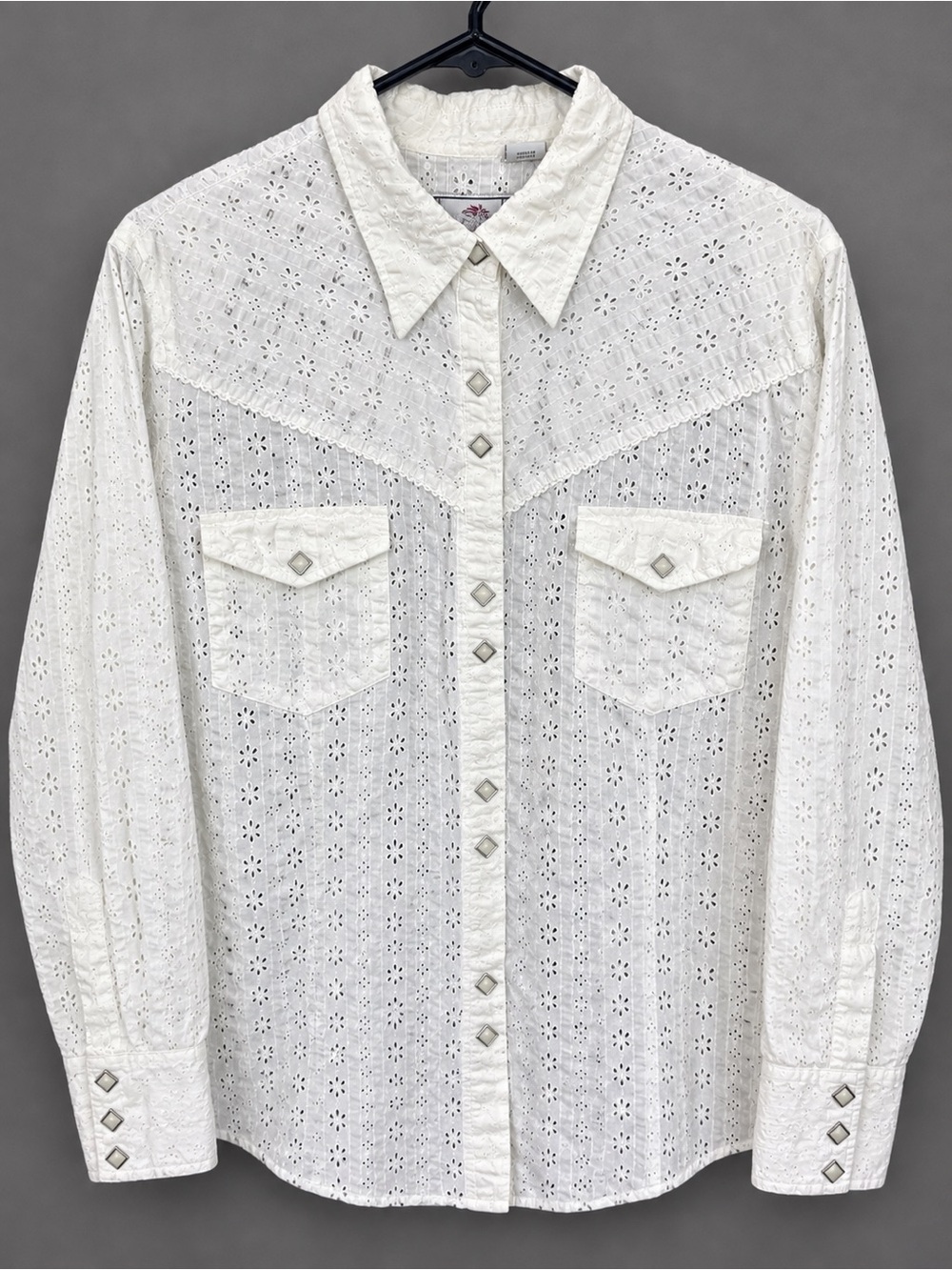 Vintage White Eyelet Western Snap Shirt Floral Cutwork Long Sleeve